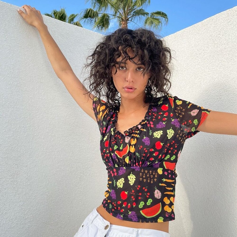 Lisa Says Gah Lana Short Sleeve Top - Farmers Market Vegetable & Fruit Print